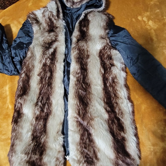 Jacket - Picture 2 of 3